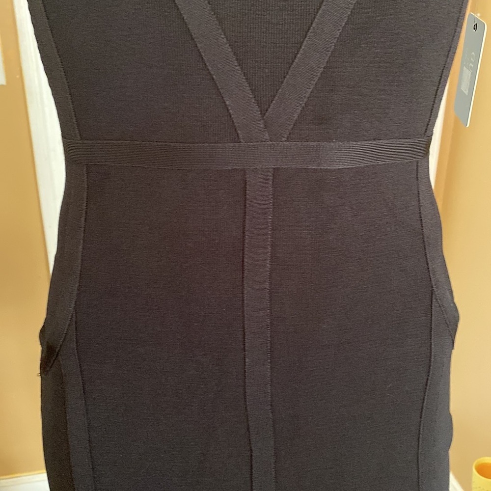 Guess fitted NWT dress cb - Picture 3 of 9